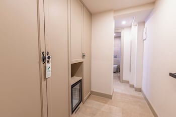 elista hotel and spa