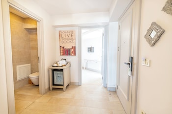 elista hotel and spa