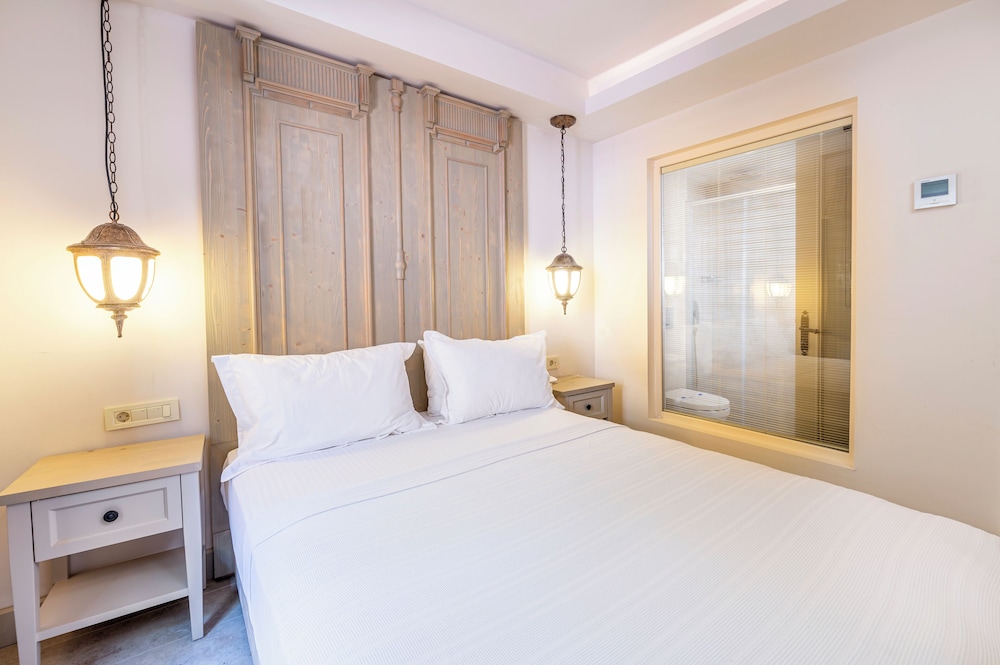 elista hotel and spa