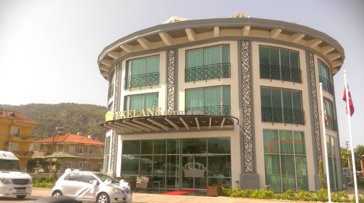 exelans hotel