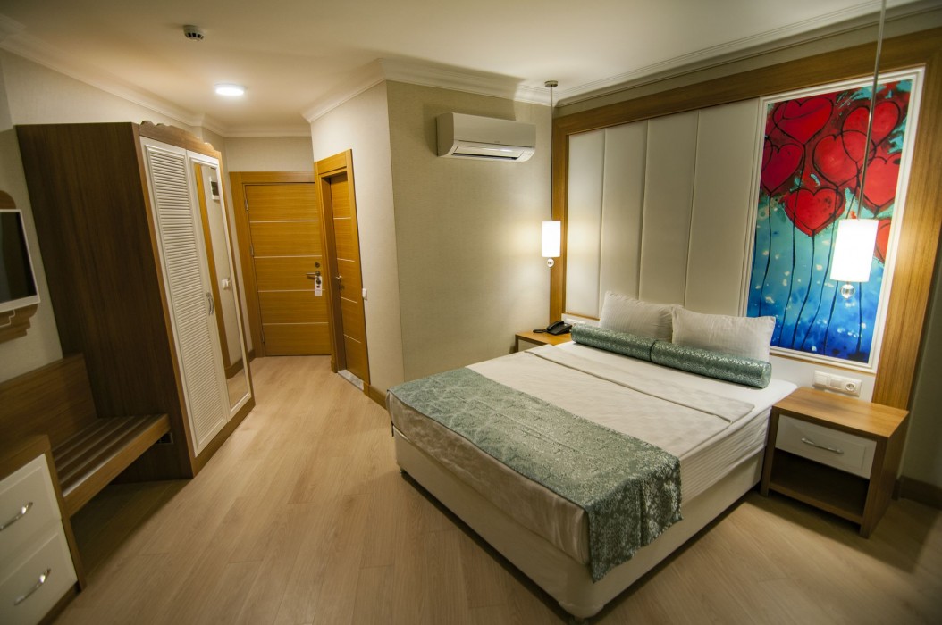 exelans hotel