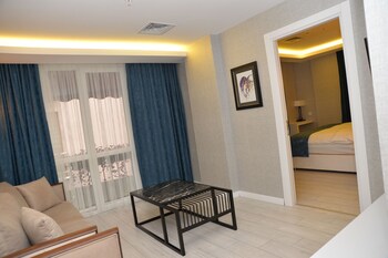 gardenya suit hotel