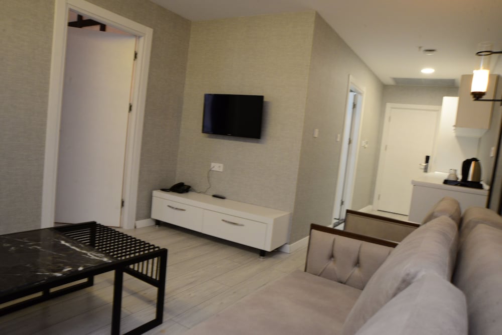 gardenya suit hotel
