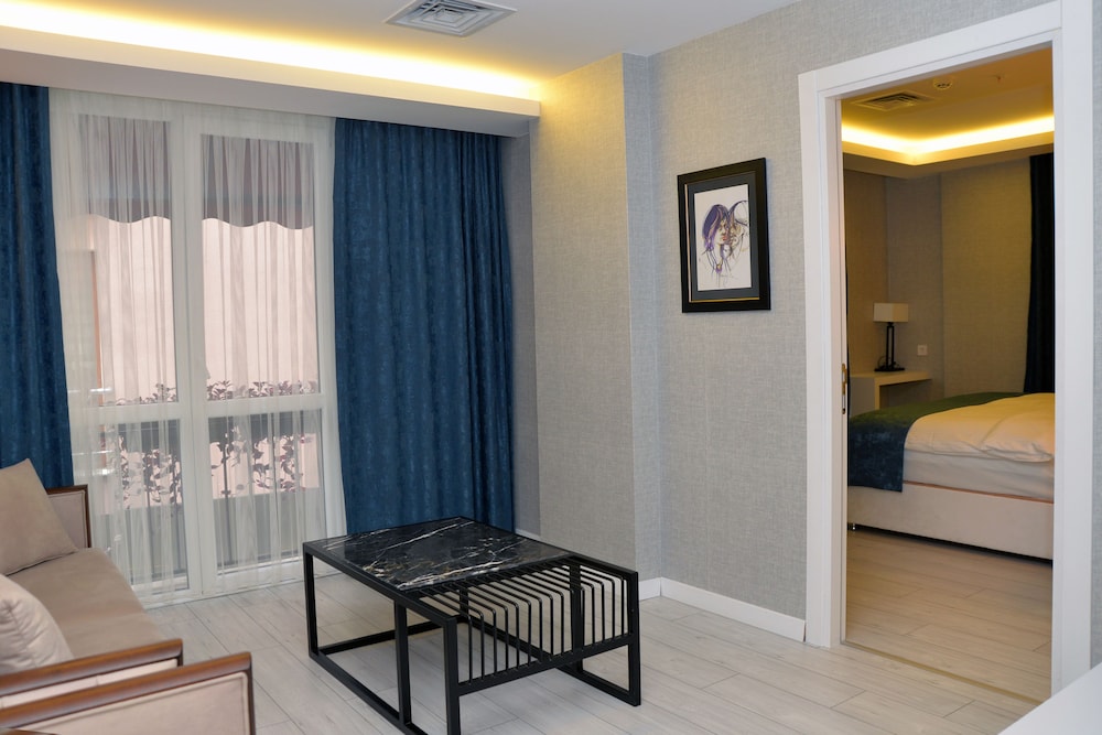gardenya suit hotel