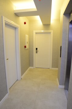 gardenya suit hotel