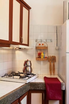 orhan kutbayin evi turyolu cafe pansiyon