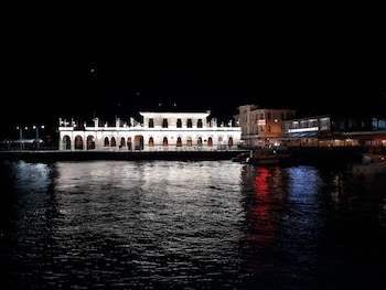 orhan kutbayin evi turyolu cafe pansiyon