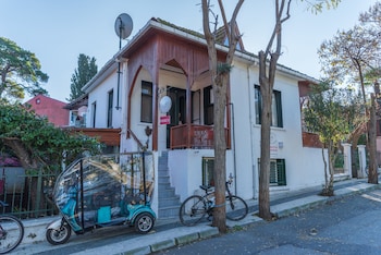 Orhan Kutbay'in Evi Turyolu Cafe Pansiyon,Buyukada>>Adalar,3 star