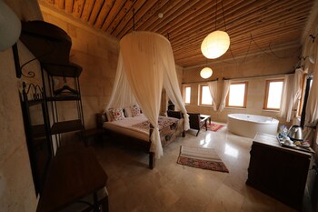 helike cave suites