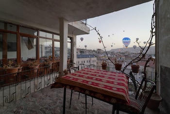 Avlu Cave House,Goreme>>Cappadocia,4 star