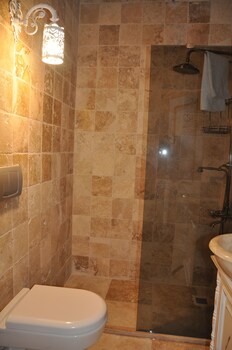ra otel