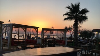 ra otel