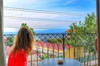 Stone Hill Otel,Ayvalik,2 star