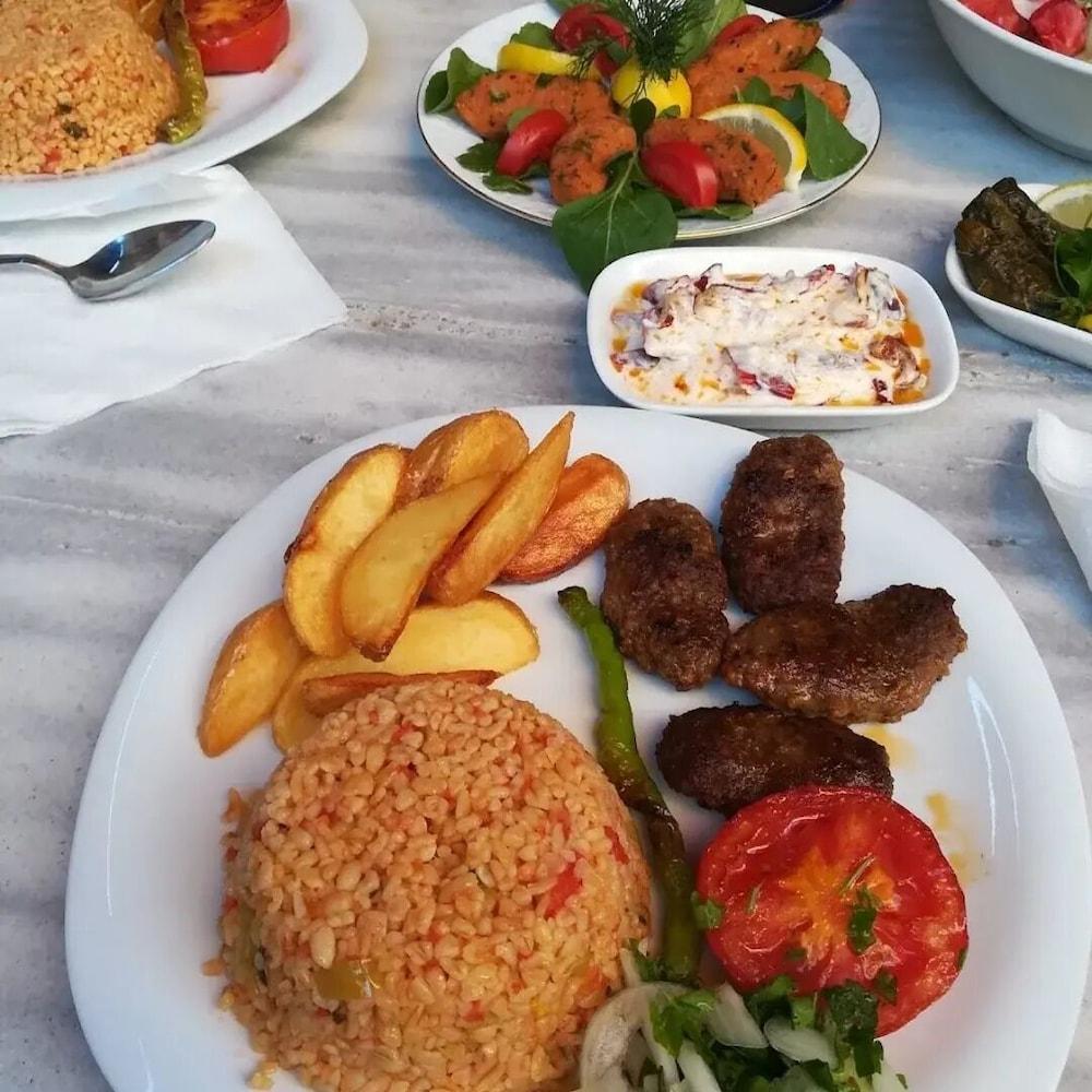 bergama tas konak