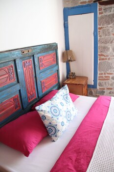 bergama tas konak
