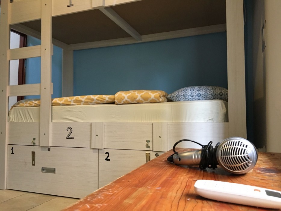 el camino hostel and pub adults only