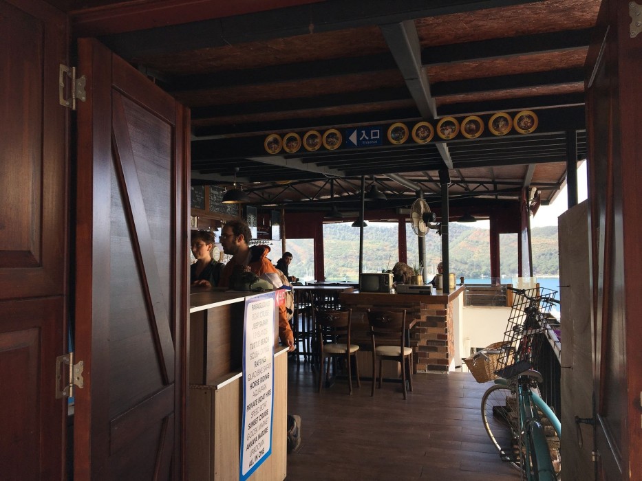 el camino hostel and pub adults only