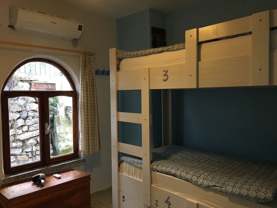 el camino hostel and pub adults only