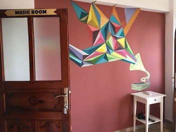 el camino hostel and pub adults only
