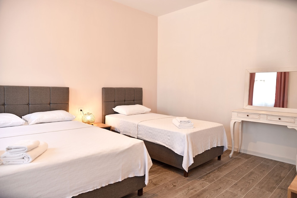 zeytin arasi apart otel