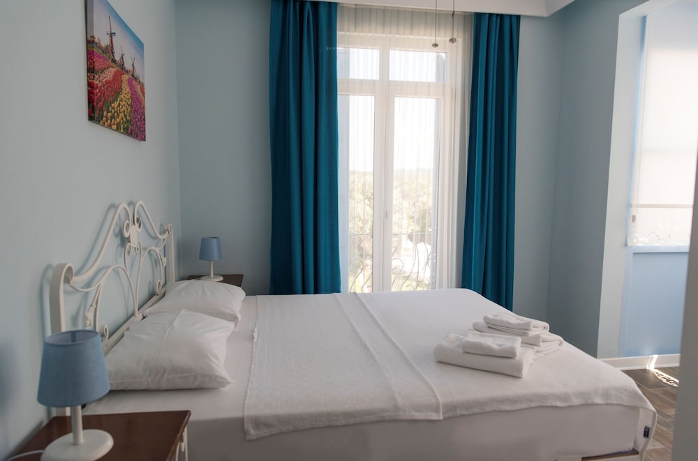 zeytin arasi apart otel
