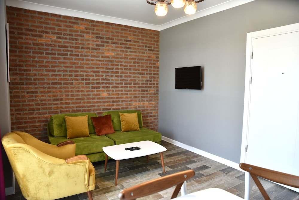 zeytin arasi apart otel