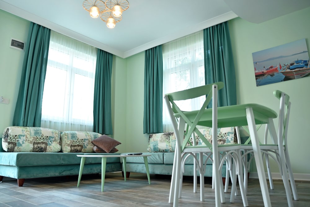 zeytin arasi apart otel