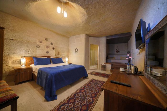 salkim cave house