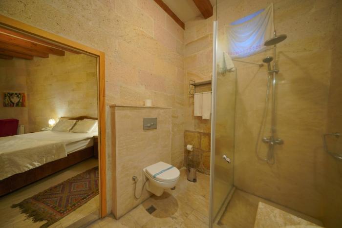 salkim cave house