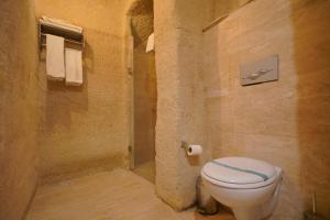salkim cave house