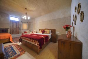 salkim cave house