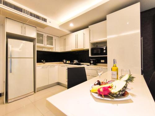 nova suites pattaya by compass hospitality
