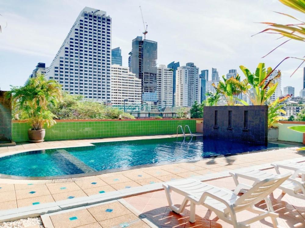 woraburi sukhumvit hotel and resort