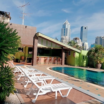 woraburi sukhumvit hotel and resort