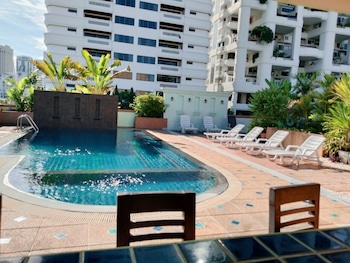 woraburi sukhumvit hotel and resort