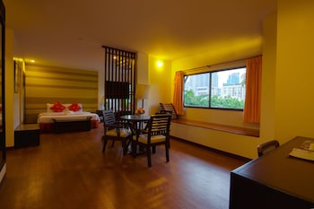 woraburi sukhumvit hotel and resort