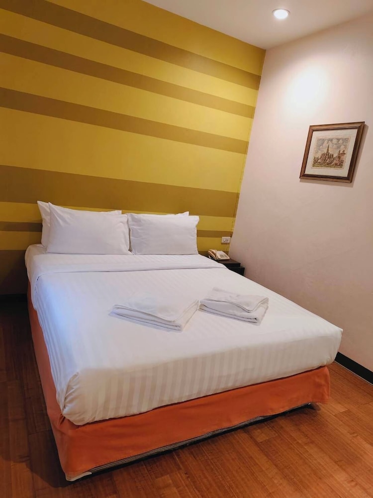 woraburi sukhumvit hotel and resort
