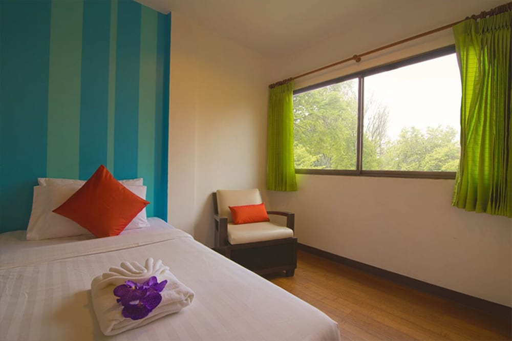 woraburi sukhumvit hotel and resort