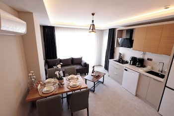 livia luxury apart hotel