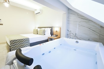 livia luxury apart hotel