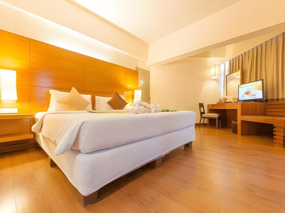 the seasons pattaya
