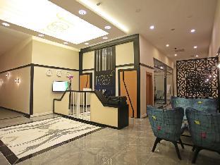 roof 264 hotel and suites