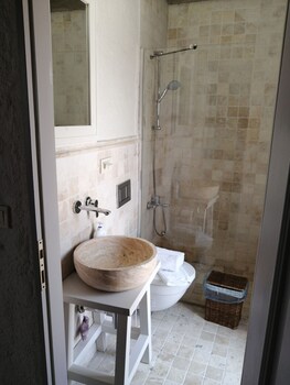 alacati cona otel