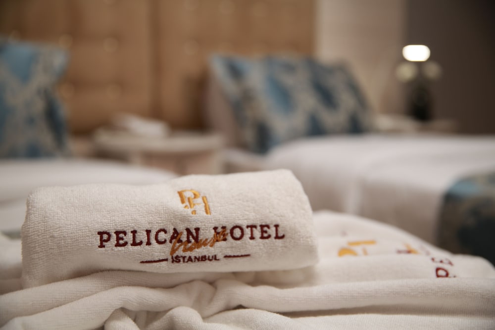 pelican house hotel