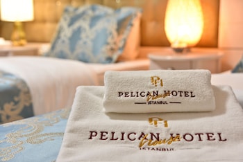 pelican house hotel