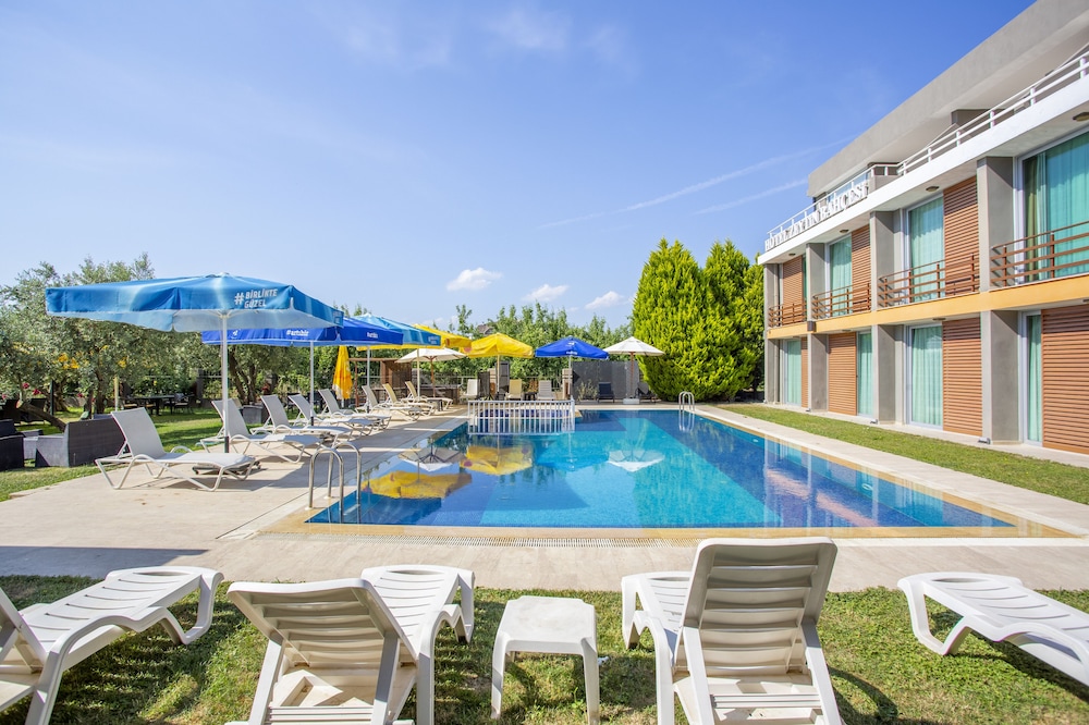 hotel zeytin bahcesi