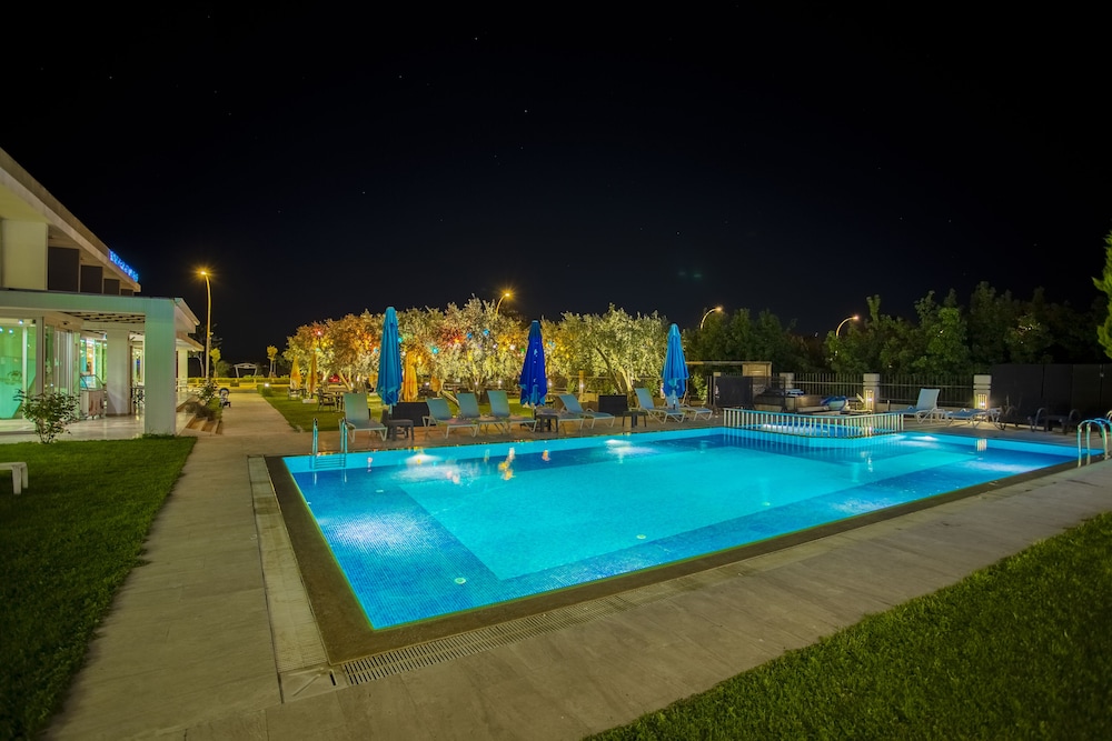 hotel zeytin bahcesi