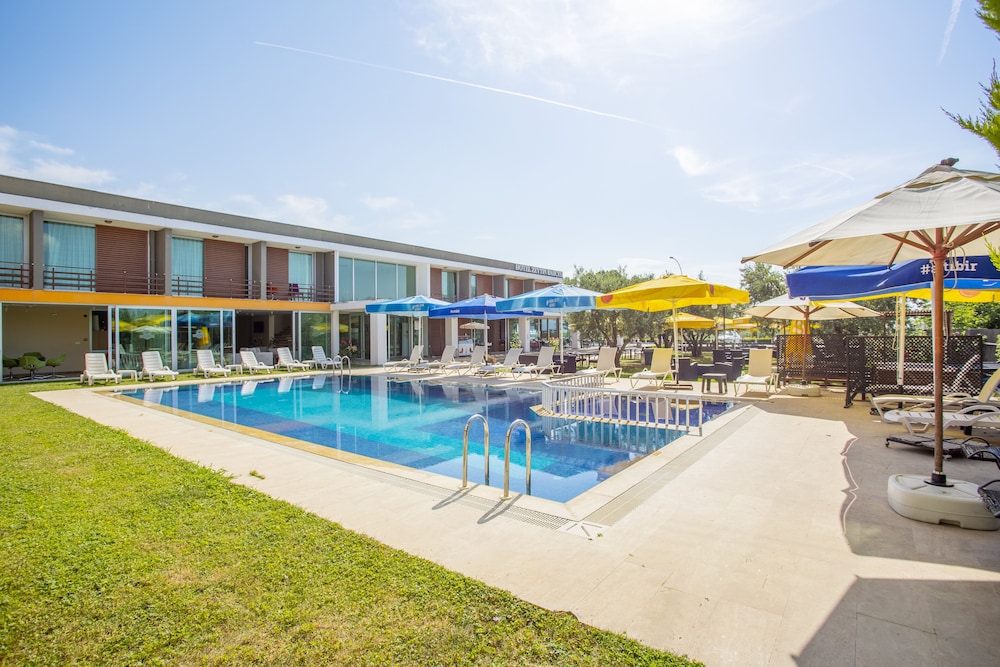 hotel zeytin bahcesi