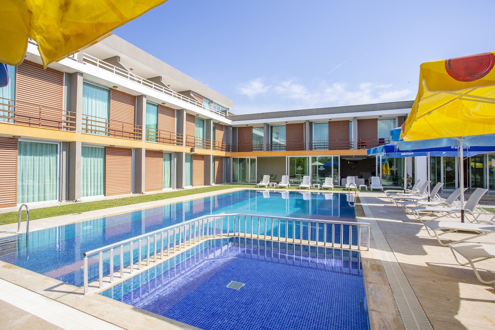 hotel zeytin bahcesi