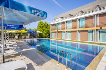 hotel zeytin bahcesi